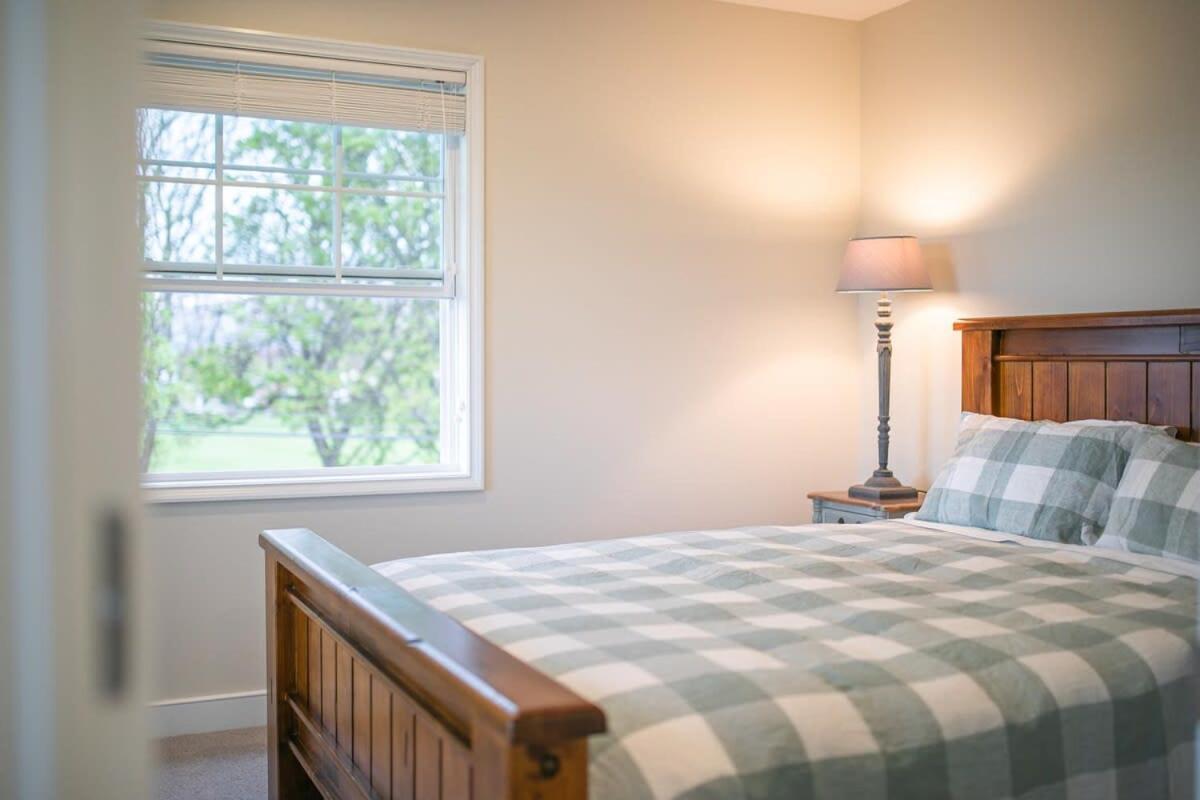 Parkside Heritage Retreat 3-Bedroom Terrace Charm كريستتشيرش المظهر الخارجي الصورة