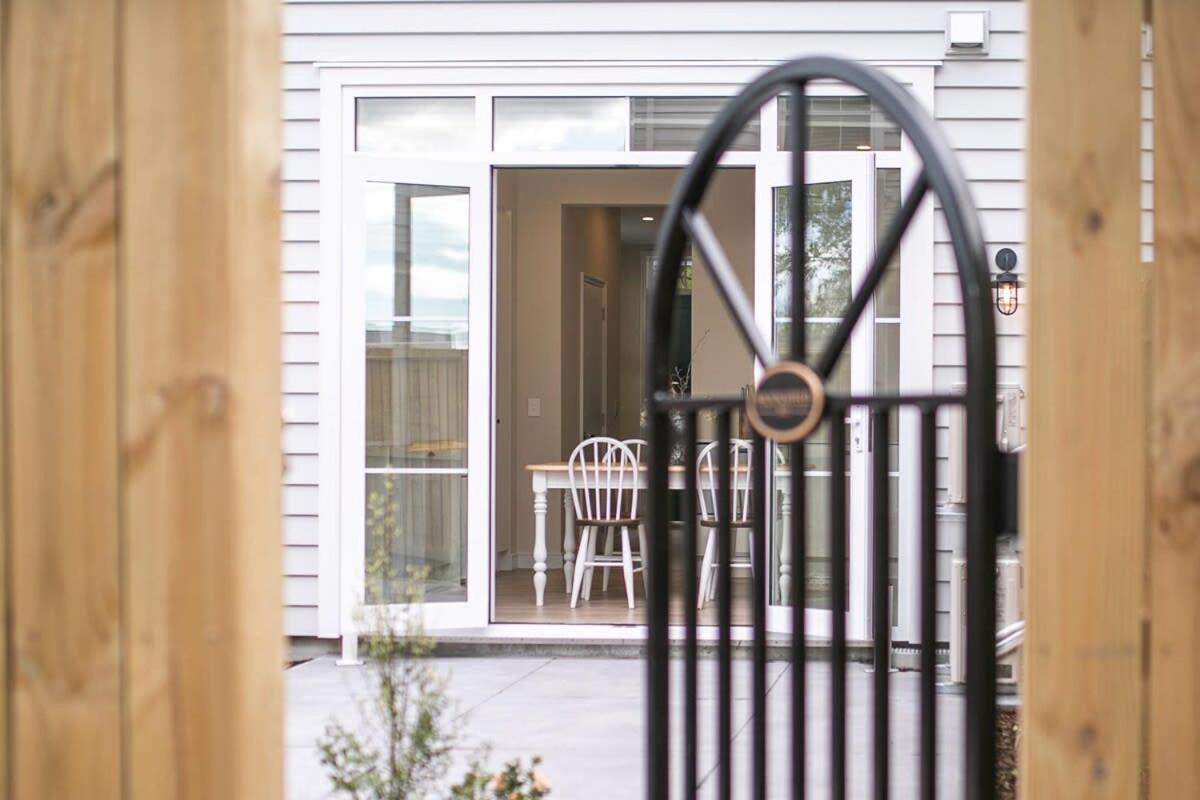Parkside Heritage Retreat 3-Bedroom Terrace Charm كريستتشيرش المظهر الخارجي الصورة