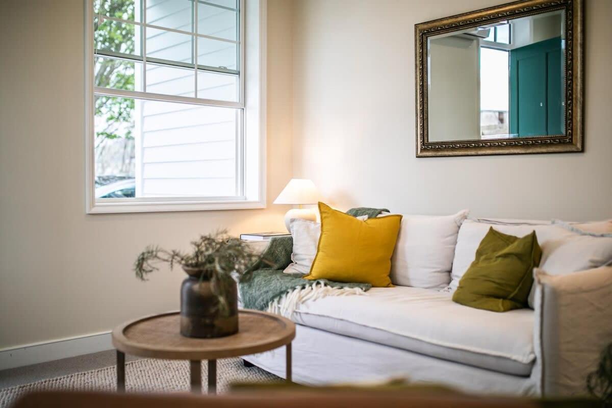 Parkside Heritage Retreat 3-Bedroom Terrace Charm كريستتشيرش المظهر الخارجي الصورة